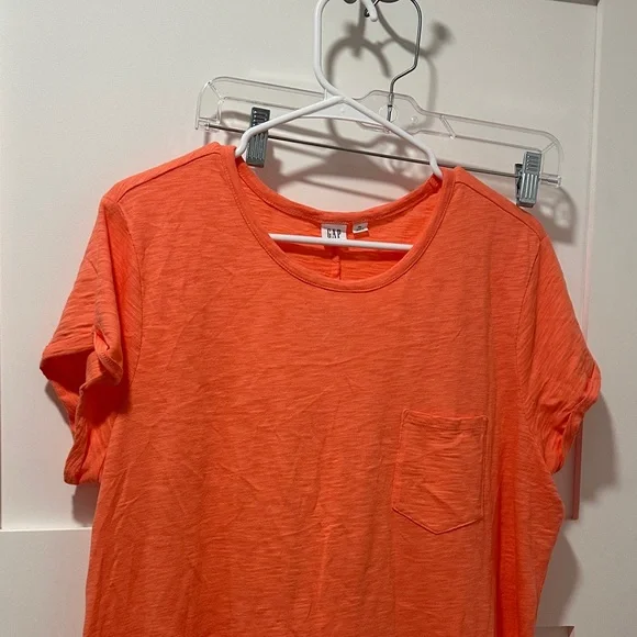 GAP Vibrant Orange Tee XL - Picture 2 of 6